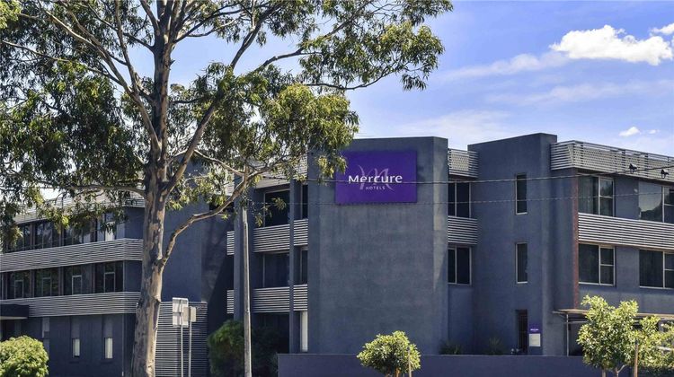 Mercure North Melbourne Exterior