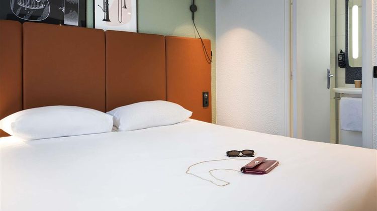 Ibis Paris Gare Du Nord Room