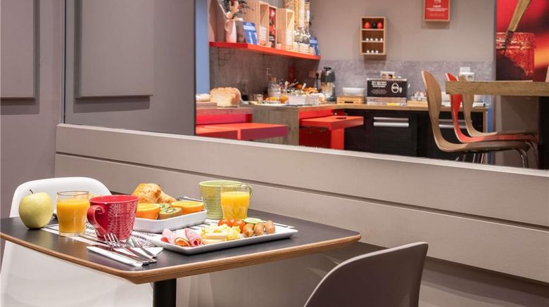<b>Ibis Paris Gare Du Nord Restaurant</b>. Images powered by <a href="https://iceportal.shijigroup.com/" title="IcePortal" target="_blank">IcePortal</a>.
