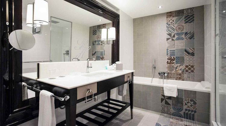 Park Hotel Grenoble MGallery Collection Suite