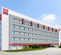 Ibis Milano Fiera Exterior