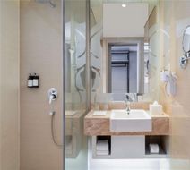 Mercure Jakarta Sabang Room