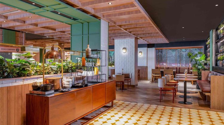 Mercure Jakarta Sabang Restaurant