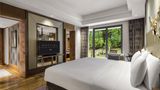 <b>Sofitel Singapore Sentosa Resort & Spa Suite</b>. Images powered by <a href="https://iceportal.shijigroup.com/" title="IcePortal" target="_blank">IcePortal</a>.