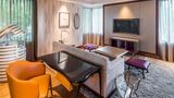 <b>Sofitel Singapore Sentosa Resort & Spa Room</b>. Images powered by <a href="https://iceportal.shijigroup.com/" title="IcePortal" target="_blank">IcePortal</a>.