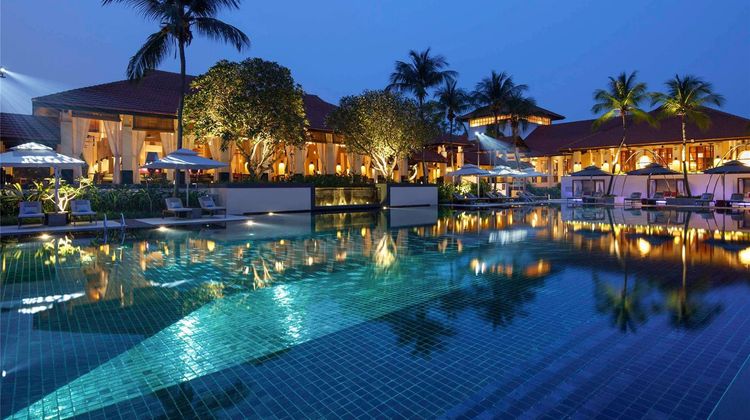 Sofitel Singapore Sentosa Resort & Spa Pool