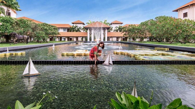 Sofitel Singapore Sentosa Resort & Spa Exterior