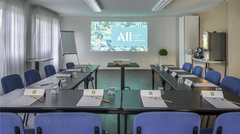 <b>Ibis Styles Marennes Oleron Meeting</b>. Images powered by <a href="https://iceportal.shijigroup.com/" title="IcePortal" target="_blank">IcePortal</a>.