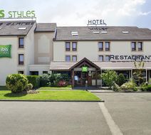 Ibis Styles Chartres Exterior