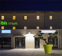 Ibis Styles Villeneuve Sur Lot Exterior