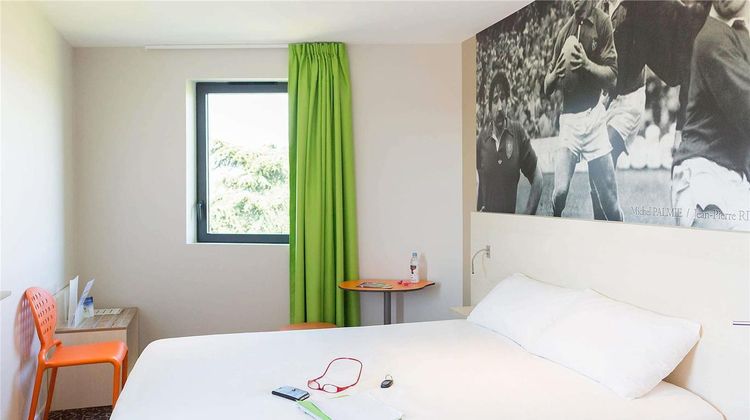 Ibis Styles Villeneuve Sur Lot Room