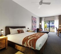 Mercure Kakadu Crocodile Hotel Room