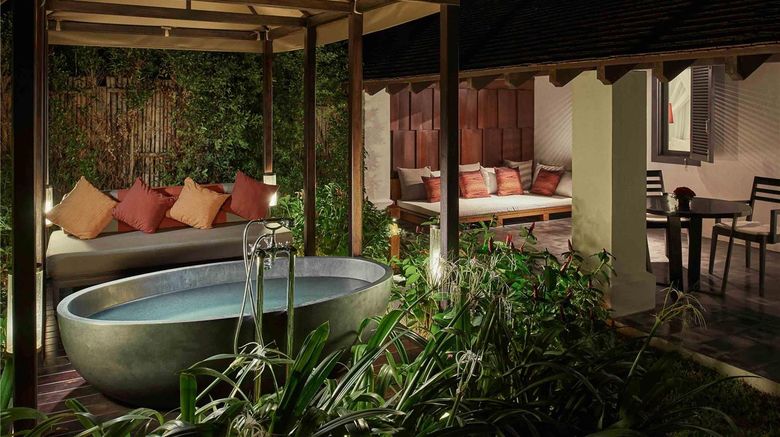 <b>Sofitel Luang Prabang Suite</b>. Images powered by <a href="https://iceportal.shijigroup.com/" title="IcePortal" target="_blank">IcePortal</a>.