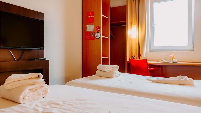 <b>Ibis Sofia Airport Room</b>. Images powered by <a href="https://iceportal.shijigroup.com/" title="IcePortal" target="_blank">IcePortal</a>.