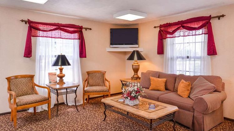 Americas Best Value Inn Lobby