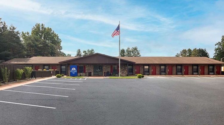 Americas Best Value Inn Exterior