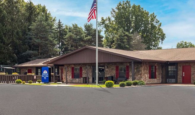 Americas Best Value Inn Exterior