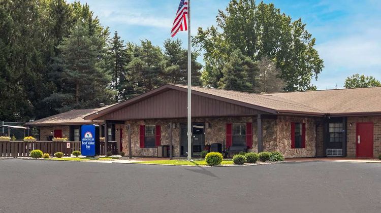 Americas Best Value Inn Exterior