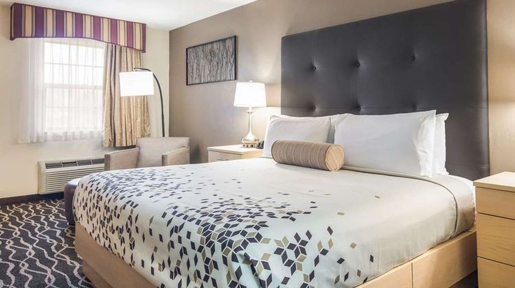 Americas Best Value Inn Room