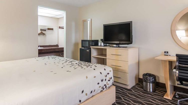 Americas Best Value Inn Room