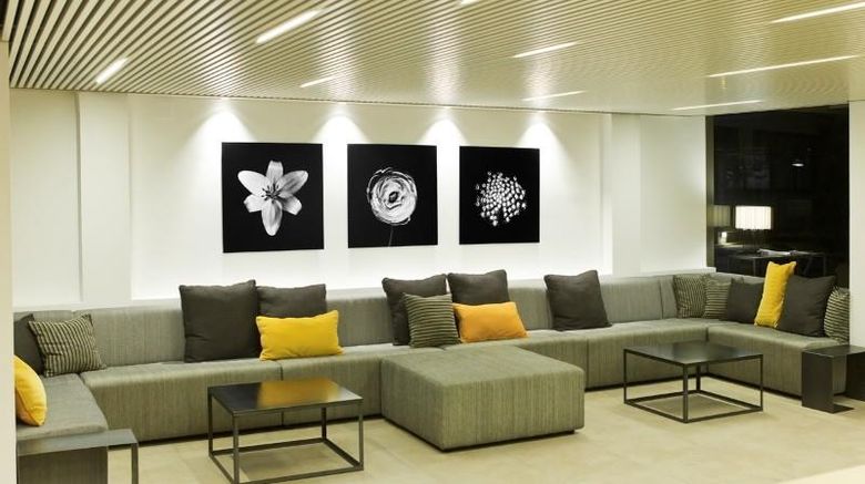 <b>Atenea Park Suites Apartments Lobby</b>. Images powered by <a href="https://iceportal.shijigroup.com/" title="IcePortal" target="_blank">IcePortal</a>.