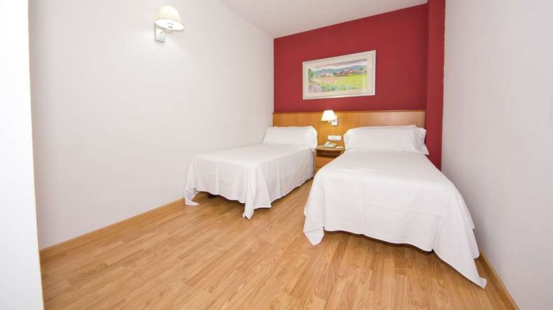 <b>Aparthotel Atenea Valles Room</b>. Images powered by <a href="https://iceportal.shijigroup.com/" title="IcePortal" target="_blank">IcePortal</a>.