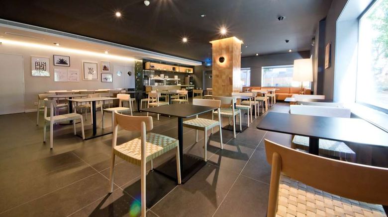 <b>Aparthotel Atenea Valles Restaurant</b>. Images powered by <a href="https://iceportal.shijigroup.com/" title="IcePortal" target="_blank">IcePortal</a>.