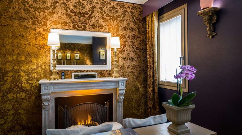 <b>Ca' Maria Adele Room</b>. Images powered by <a href="https://iceportal.shijigroup.com/" title="IcePortal" target="_blank">IcePortal</a>.
