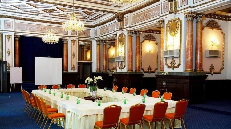 Londonskaya Hotel Meeting