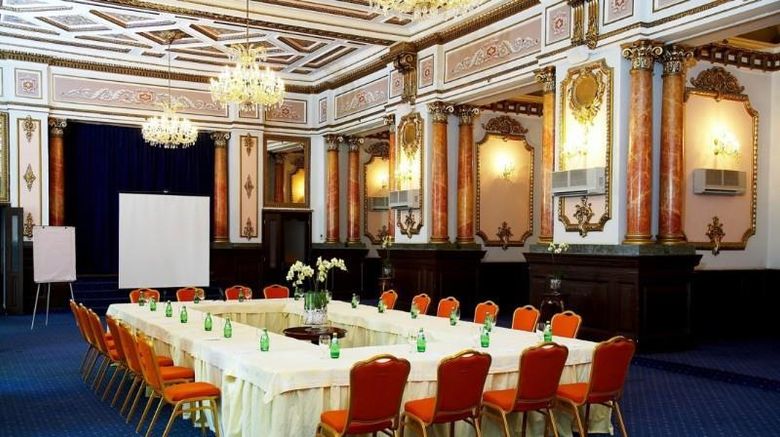 <b>Londonskaya Hotel Meeting</b>. Images powered by <a href="https://iceportal.shijigroup.com/" title="IcePortal" target="_blank">IcePortal</a>.