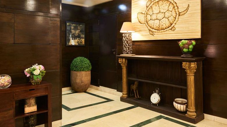 <b>Suites Barrio De Salamanca Lobby</b>. Images powered by <a href="https://iceportal.shijigroup.com/" title="IcePortal" target="_blank">IcePortal</a>.