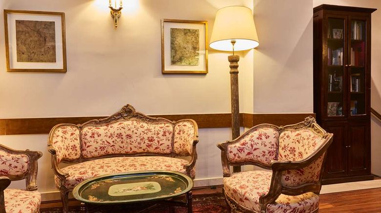<b>Suites Barrio De Salamanca Lobby</b>. Images powered by <a href="https://iceportal.shijigroup.com/" title="IcePortal" target="_blank">IcePortal</a>.