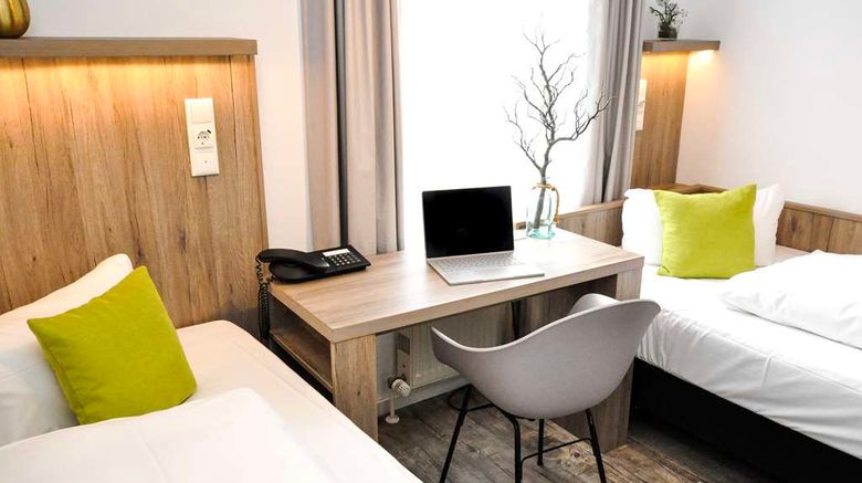 <b>Hotel Perlach Allee Hof Room</b>. Images powered by <a href="https://iceportal.shijigroup.com/" title="IcePortal" target="_blank">IcePortal</a>.
