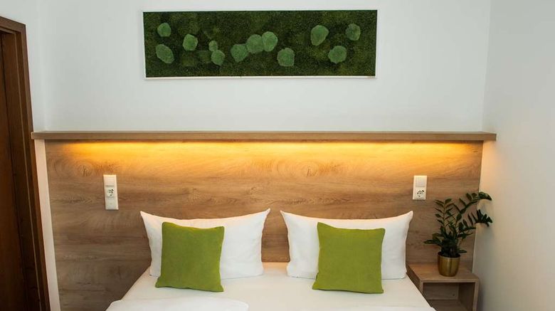 <b>Hotel Perlach Allee Hof Room</b>. Images powered by <a href="https://iceportal.shijigroup.com/" title="IcePortal" target="_blank">IcePortal</a>.