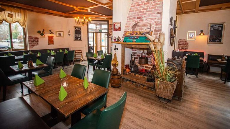 <b>Hotel Perlach Allee Hof Restaurant</b>. Images powered by <a href="https://iceportal.shijigroup.com/" title="IcePortal" target="_blank">IcePortal</a>.