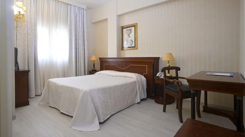 <b>ZanHotel Europa Room</b>. Images powered by <a href="https://iceportal.shijigroup.com/" title="IcePortal" target="_blank">IcePortal</a>.