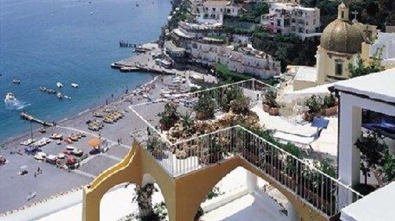<b>Hotel L'Ancora Exterior</b>. Images powered by <a href="https://iceportal.shijigroup.com/" title="IcePortal" target="_blank">IcePortal</a>.