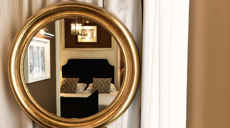 <b>Hotel Cellai Room</b>. Images powered by <a href="https://iceportal.shijigroup.com/" title="IcePortal" target="_blank">IcePortal</a>.