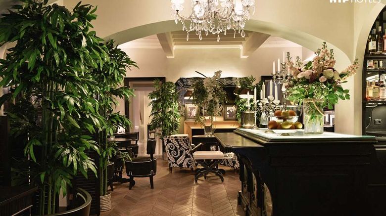 <b>Hotel Cellai Lobby</b>. Images powered by <a href="https://iceportal.shijigroup.com/" title="IcePortal" target="_blank">IcePortal</a>.