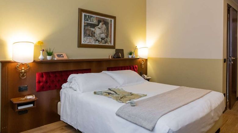 <b>Alga Hotel Room</b>. Images powered by <a href="https://iceportal.shijigroup.com/" title="IcePortal" target="_blank">IcePortal</a>.