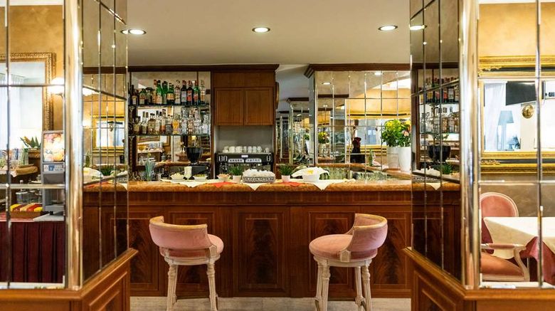 <b>Alga Hotel Restaurant</b>. Images powered by <a href="https://iceportal.shijigroup.com/" title="IcePortal" target="_blank">IcePortal</a>.