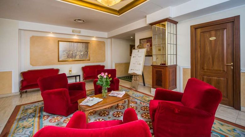 <b>Alga Hotel Lobby</b>. Images powered by <a href="https://iceportal.shijigroup.com/" title="IcePortal" target="_blank">IcePortal</a>.