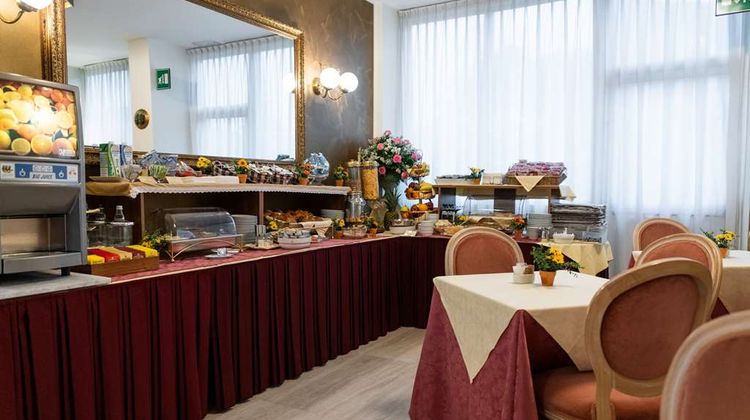 Alga Hotel Restaurant