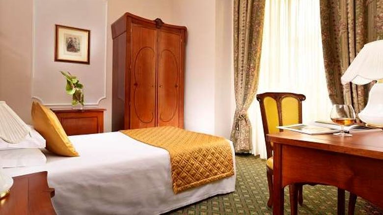 <b>Berchielli Hotel Room</b>. Images powered by <a href="https://iceportal.shijigroup.com/" title="IcePortal" target="_blank">IcePortal</a>.
