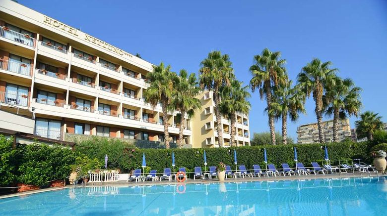 <b>Nettuno Hotel Pool</b>. Images powered by <a href="https://iceportal.shijigroup.com/" title="IcePortal" target="_blank">IcePortal</a>.