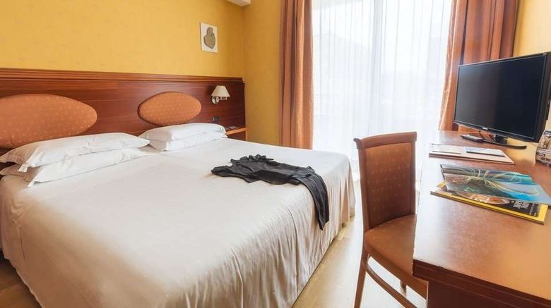 <b>Nettuno Hotel Room</b>. Images powered by <a href="https://iceportal.shijigroup.com/" title="IcePortal" target="_blank">IcePortal</a>.