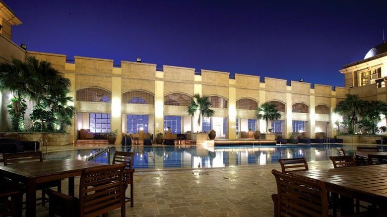 <b>Grand Hi-Lai Hotel Pool</b>. Images powered by <a href="https://iceportal.shijigroup.com/" title="IcePortal" target="_blank">IcePortal</a>.