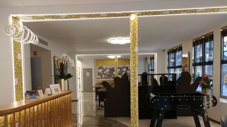 <b>Aida Opera Hotel Lobby</b>. Images powered by <a href="https://iceportal.shijigroup.com/" title="IcePortal" target="_blank">IcePortal</a>.