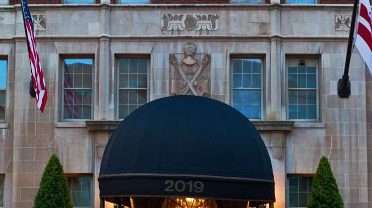 Hotel Lombardy Exterior