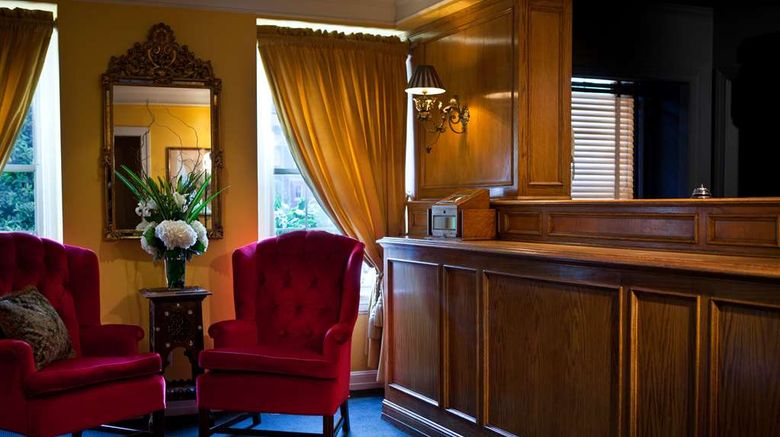 <b>Hotel Lombardy Lobby</b>. Images powered by <a href="https://iceportal.shijigroup.com/" title="IcePortal" target="_blank">IcePortal</a>.